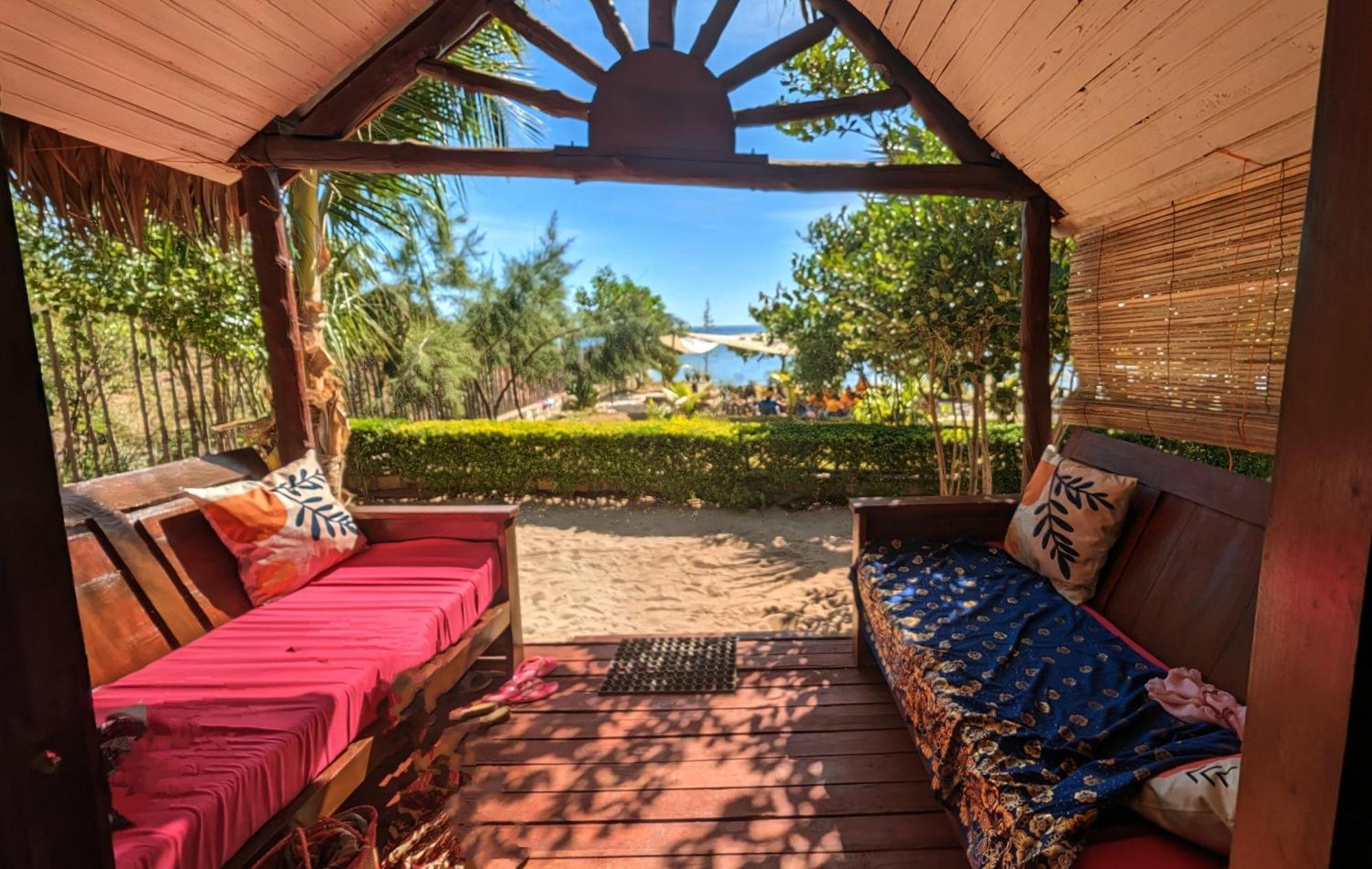 Ampazony Oasis Lodge Mahajanga Eksteriør bilde
