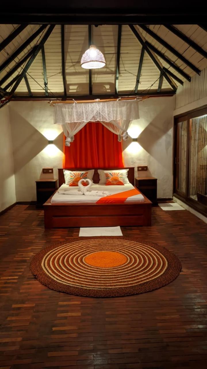 Ampazony Oasis Lodge Mahajanga Eksteriør bilde